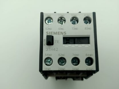 Siemens 3TH4271-0A 7s+1Ö/ 7NO+1NC Schütz 230V 50/60Hz