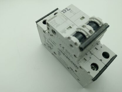 Siemens 5SY4513-7 MCB C13 ~ 230V 1/N Sicherungsautomat - Image 2