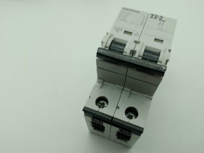 Siemens 5SY4513-7 MCB C13 ~ 230V 1/N Sicherungsautomat - Image 3